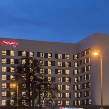 Hampton By Hilton Frankfurt Airport-2